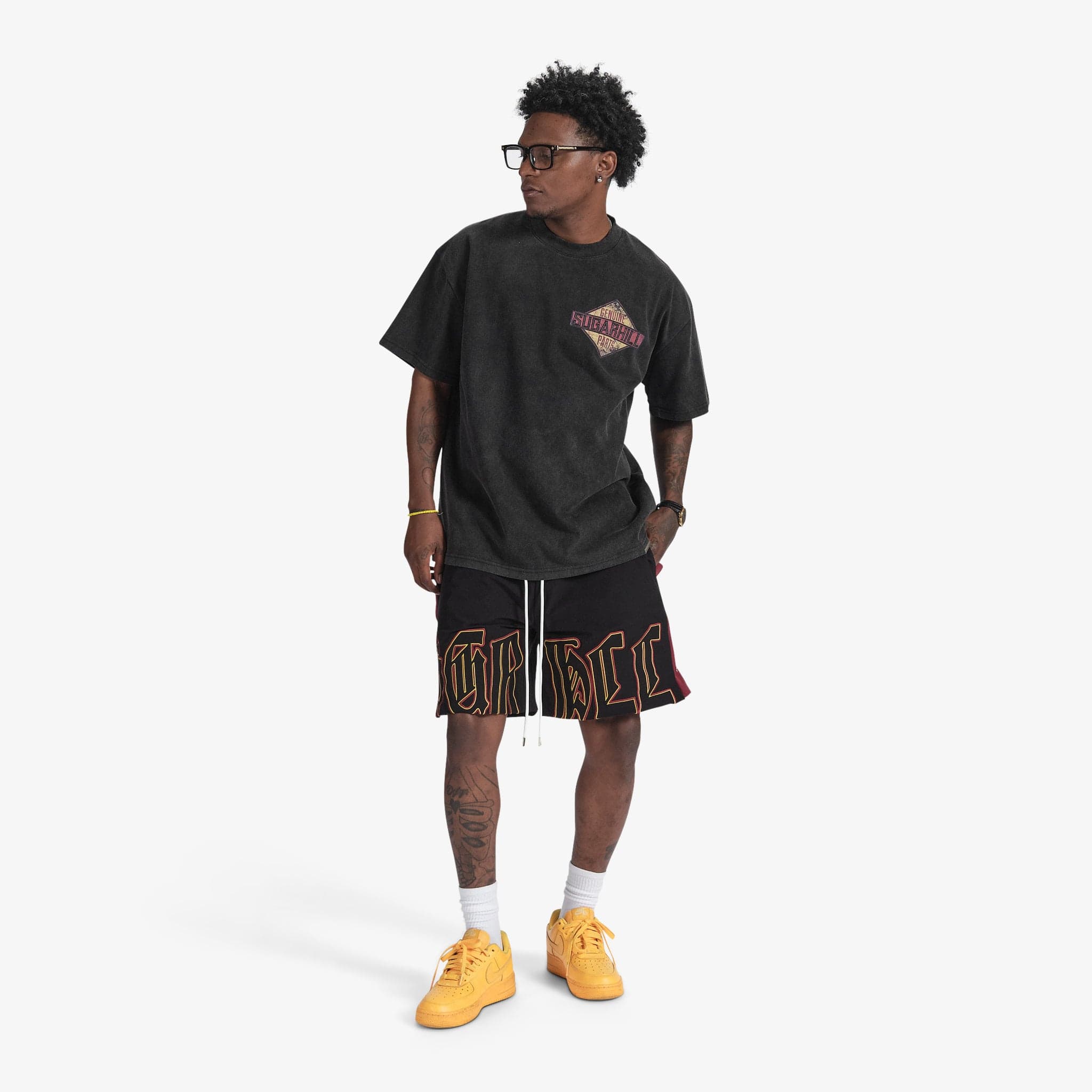 "Magnolia" Snap Shorts (maroon/black)
