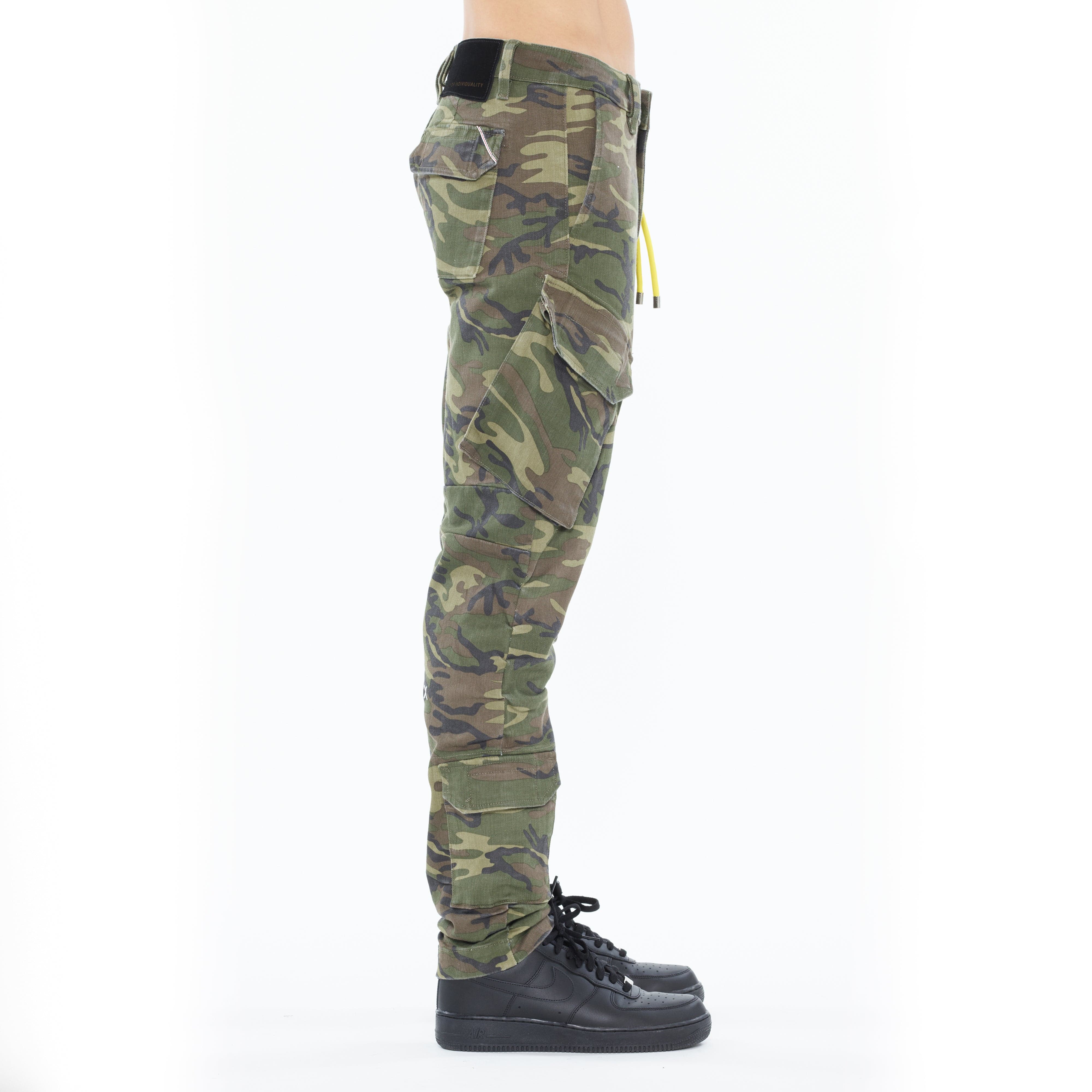 Cult's Rocker Cargo 606 Jeans in Camo