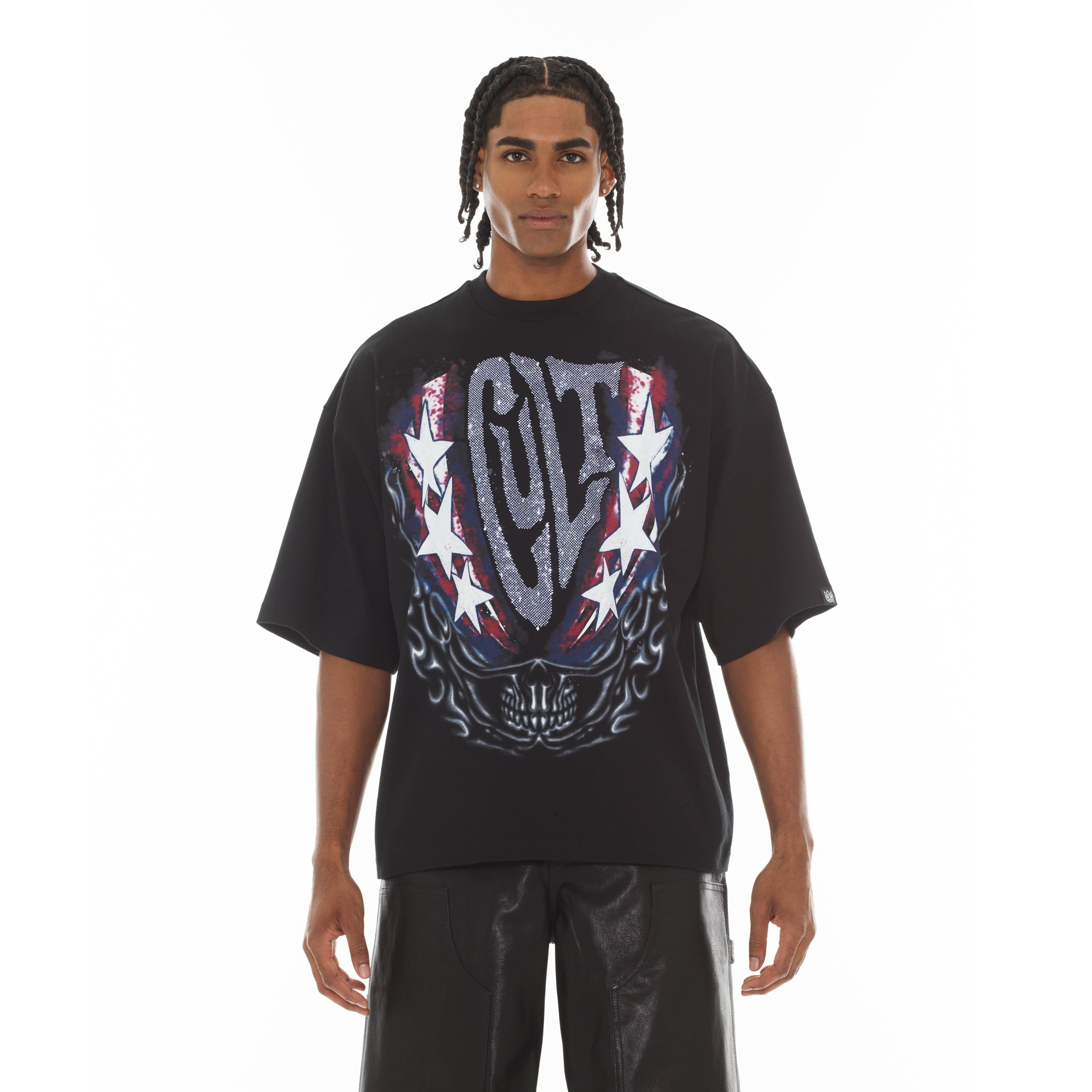 Cult's Oversized Short Sleeve Crew Neck Tee "Living The Dream" in Black