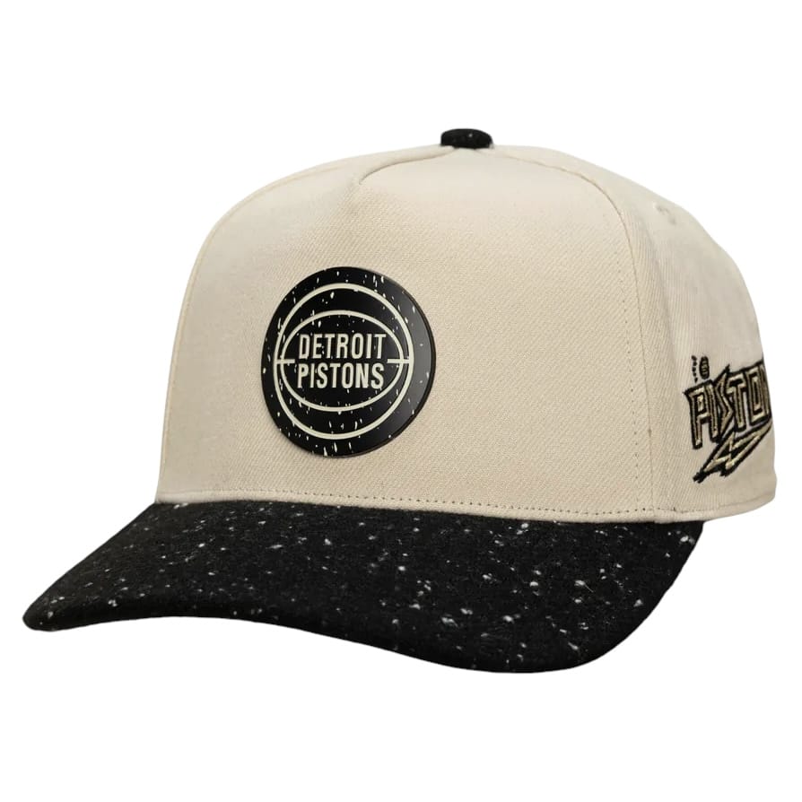 Mitchell & Ness NBA Pistons Cookies & Cream Snapback (Cream/Black)