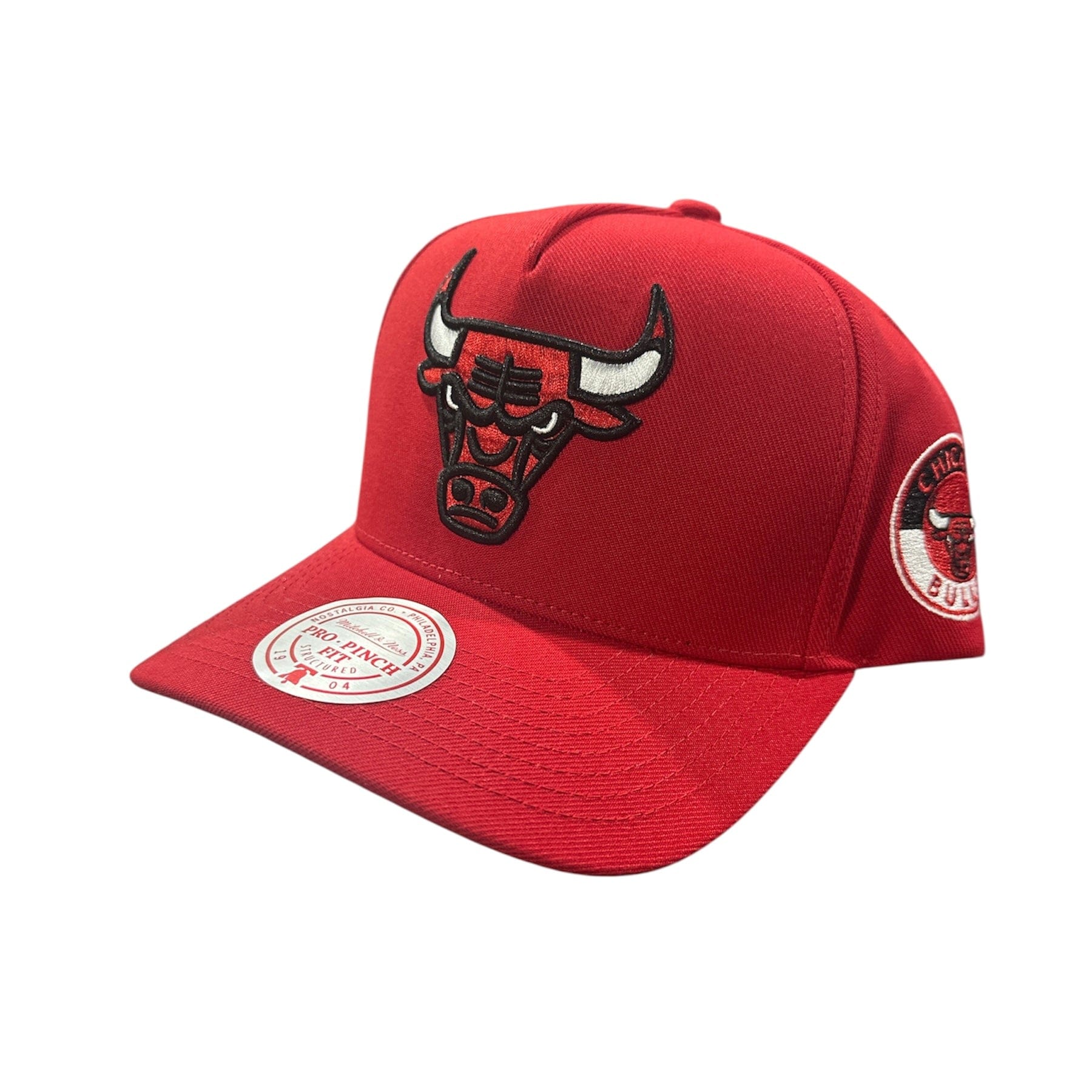 Mitchell & Ness NBA Chicago Bulls Double Clutch Snapback (Red)