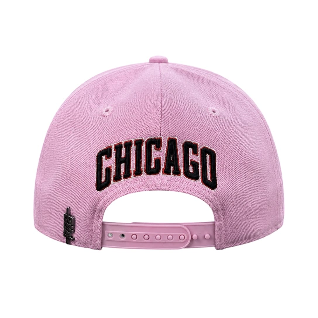 Pro Standard NBA Chicago Bulls Six Time Snapback (Pink)