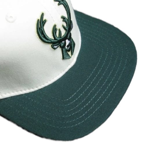 Pro Standard Milwaukee Bucks Primary Logo Snapback (Eggshell/Forest)