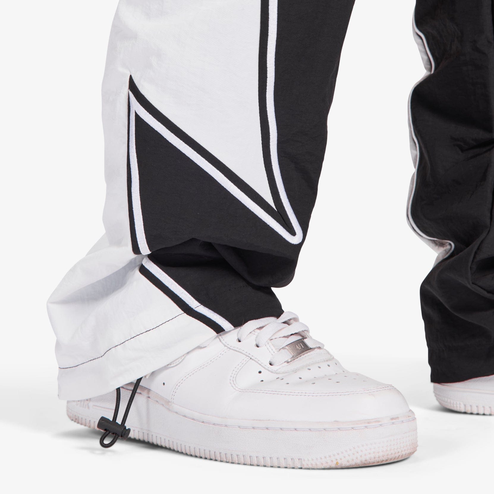 Bolt" Windbreaker Pants (black)