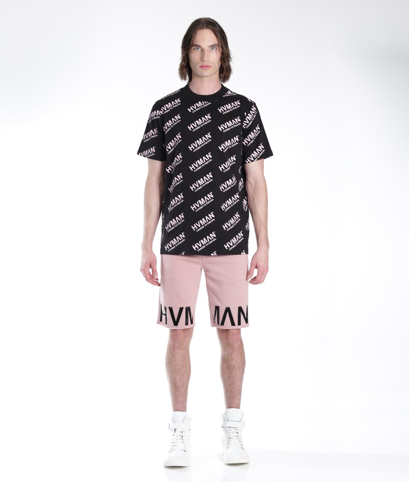 NOVELTY TEE REPEAT IN BLACK & DUSTY PINK LETTERING