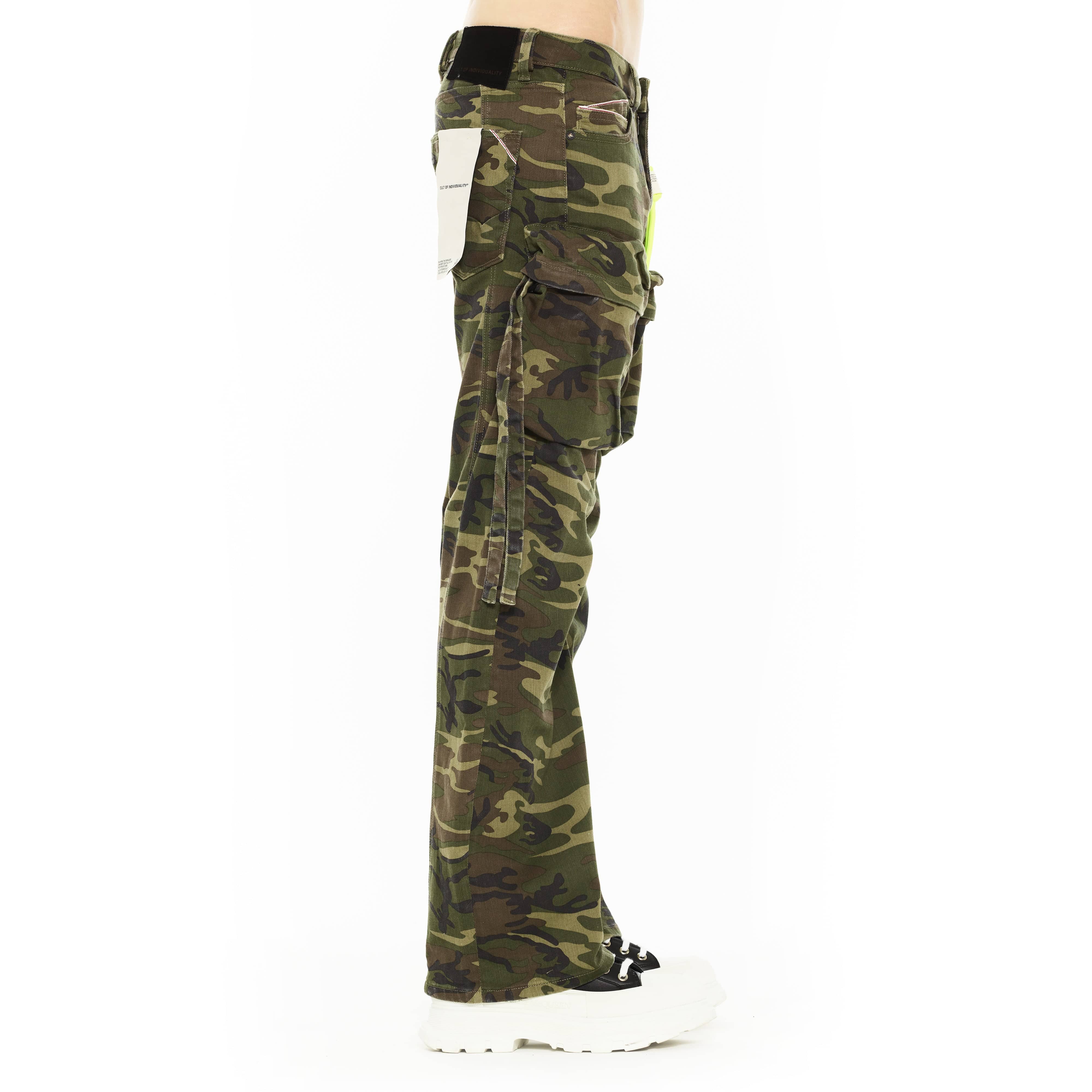 Cult's Grunge Baggy Cargo 610 Jeans in Camo