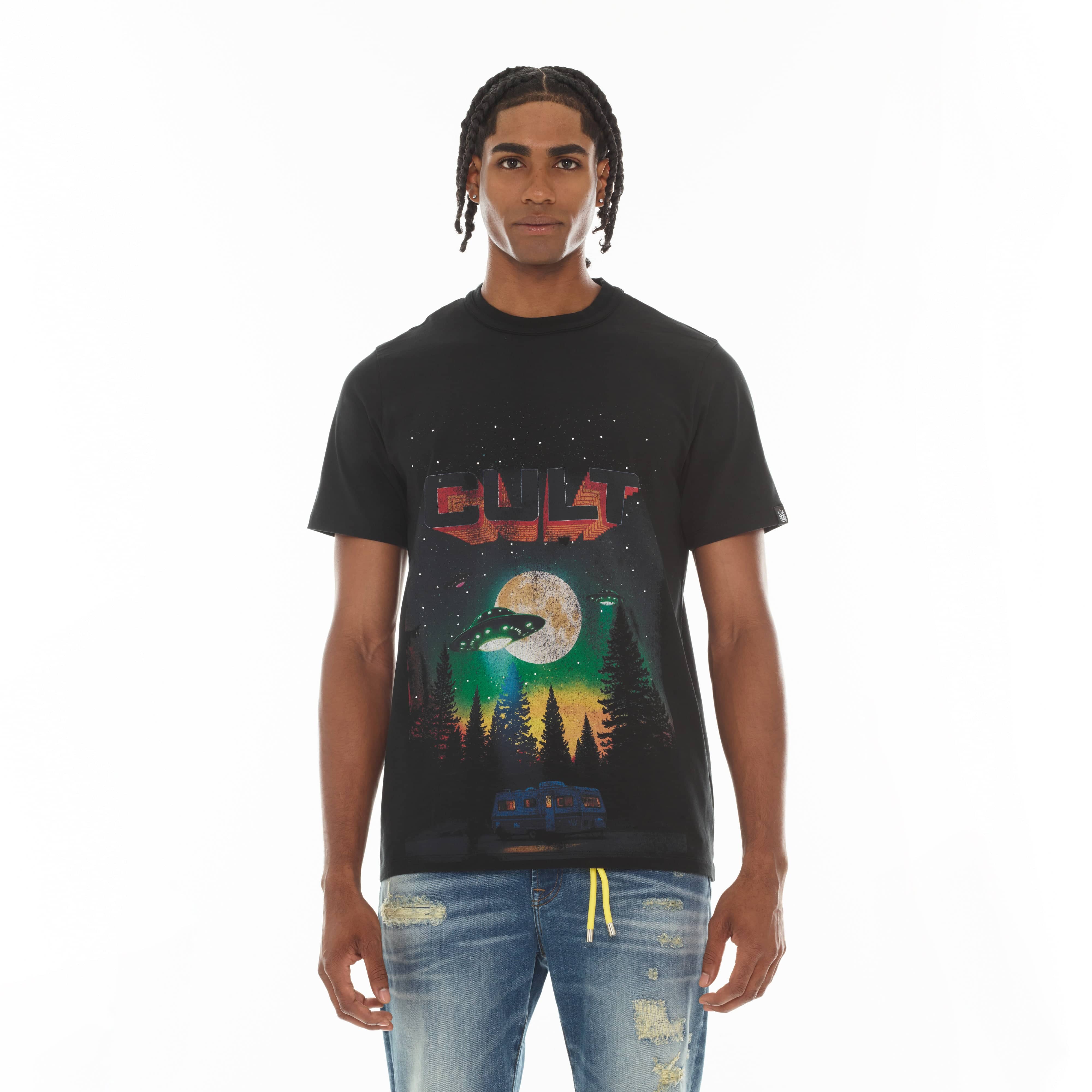 Cult's Short Sleeve Crew Neck Tee "Aliens" in Black