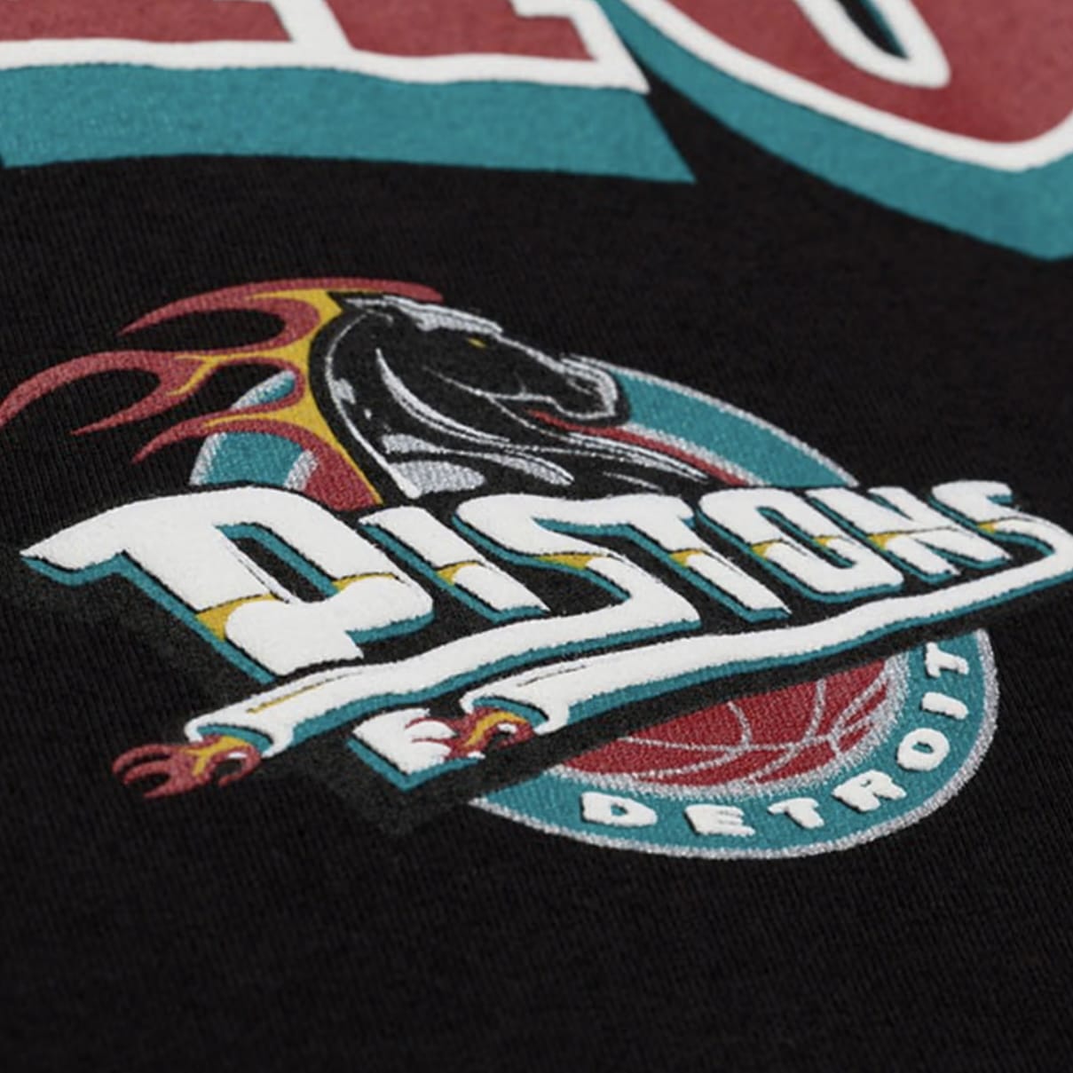 Mitchell & Ness Detroit Pistons In The City Wordmark Tee (Black)