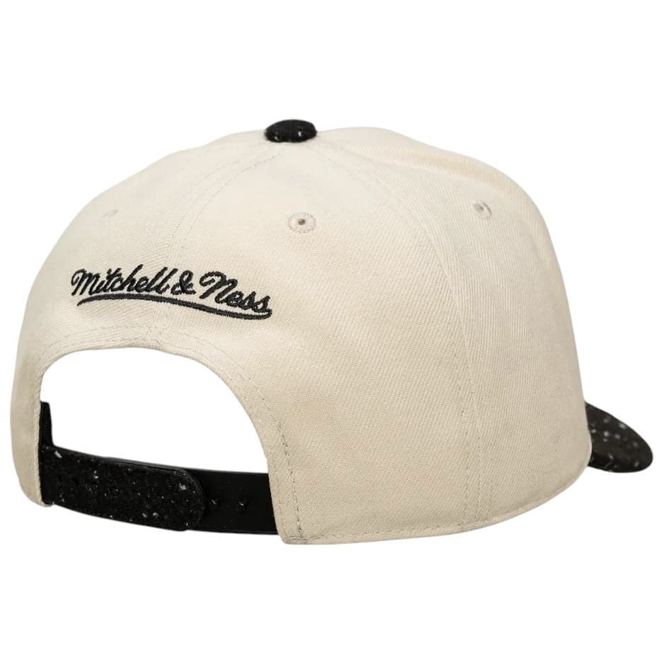 Mitchell & Ness NBA Pistons Cookies & Cream Snapback (Cream/Black)