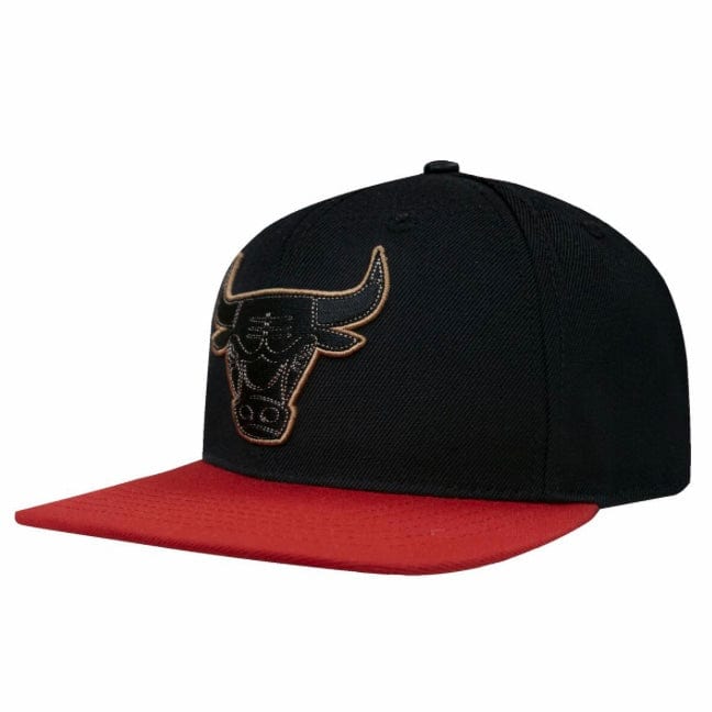 Pro Standard Chicago Bulls Side Patch Wool Snapback (Black/Red)