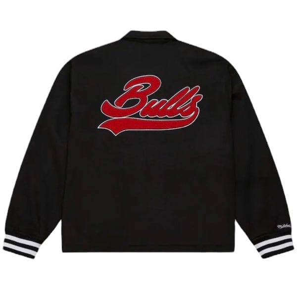 Mitchell & Ness Chicago Bulls Oversweep Varsity Full-Snap Jacket (Black)