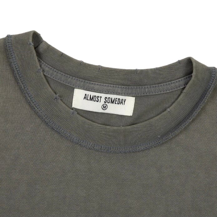 Almost Someday Wreath Tee (Vintage Grey) C9-41