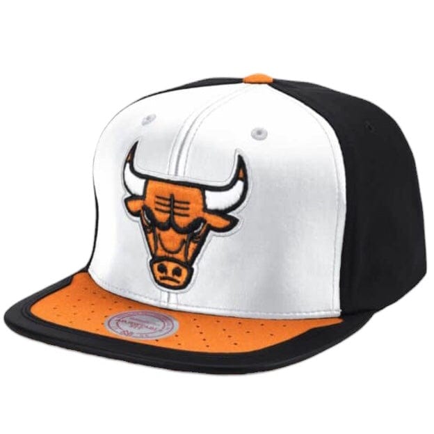 Mitchell & Ness Nba Chicago Bulls Day One Snapback (White/Orange)