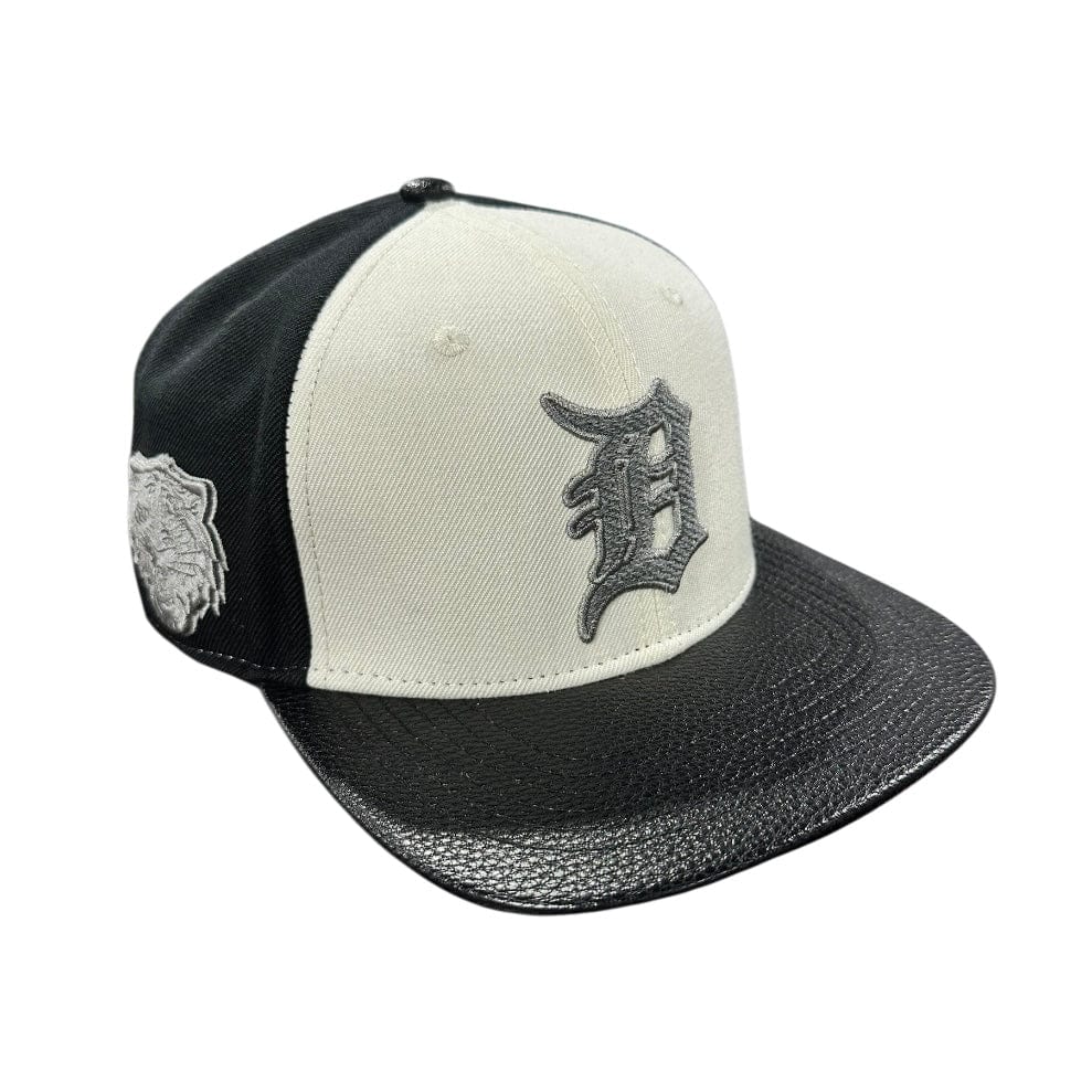 Pro Standard Tigers Two Tone Hat (Black Ivory)