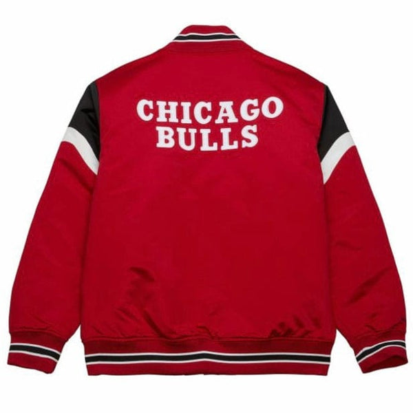 Mitchell & Ness NBA Chicago Bulls Heavyweight Satin Jacket (Scarlet)