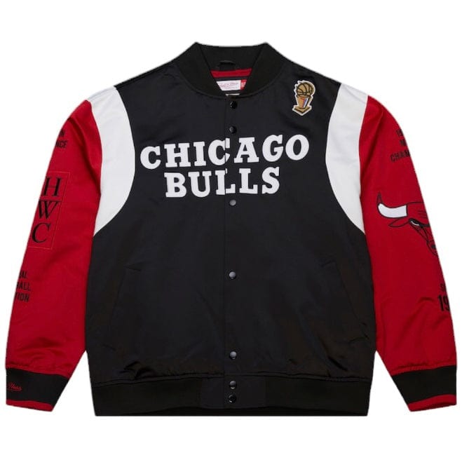 Mitchell & Ness Chicago Bulls Team Origins Satin Full-Snap Jacket (Black)