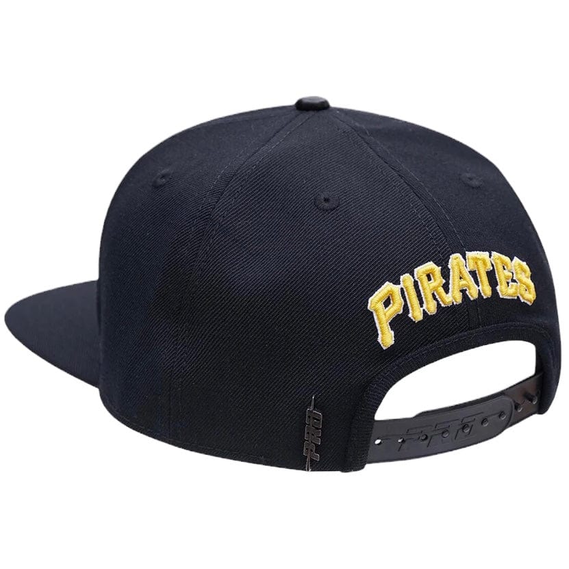 Pro Standard Pittsburgh Pirates Logo Snapback Hat (Black)