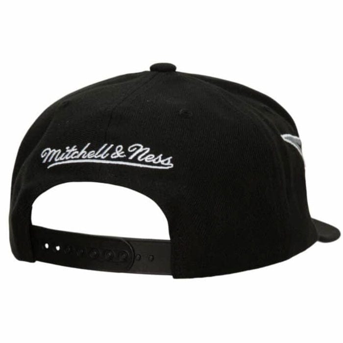 Mitchell & Ness NBA Brooklyn Nets Double Trouble Snapback (Black)