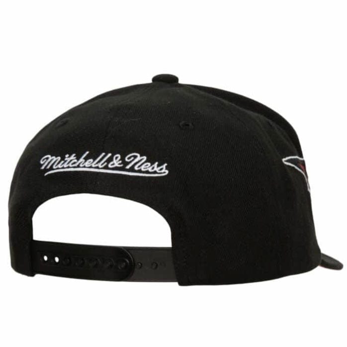 Mitchell & Ness NBA Chicago Bulls Double Trouble Snapback (Black)