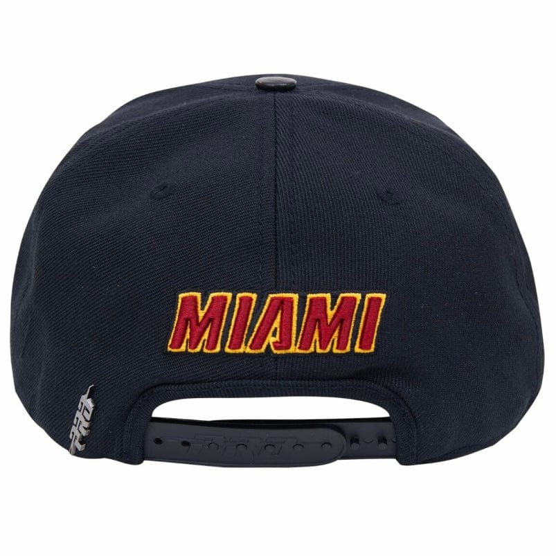 Pro Standard Miami Heat Logo Snapback Hat (Black)