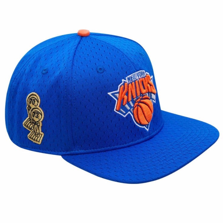 New York Knicks Logo Mesh Snapback Hat (Royal Blue)