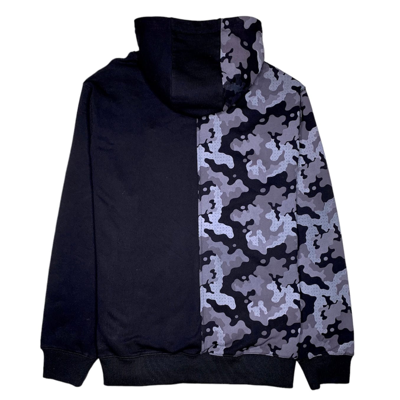 Tackma Split Hoodie (Black Camo) - THL17-F105