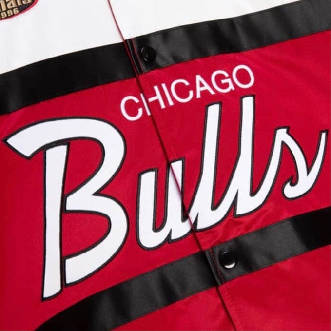 Mitchell & Ness Nba Bulls Special Heavyweight Satin Jacket (Red/White)