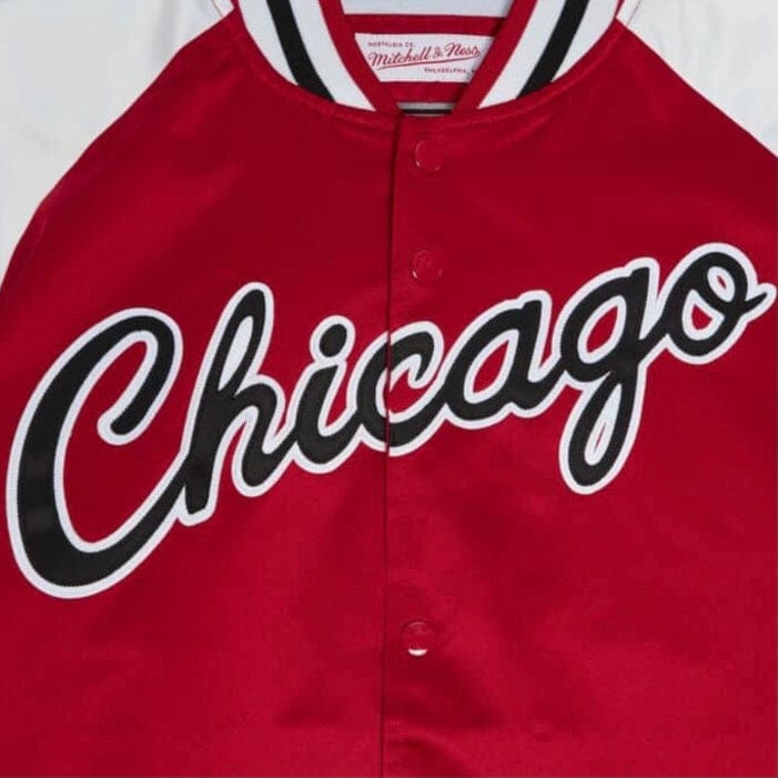 Mitchell & Ness Chicago Bulls Primetime Lightweight Satin Jacket (Scarlet)