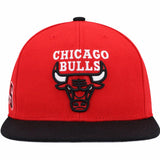 Mitchell & Ness NBA Chicago Bulls Side Core 2.0 Snapback (Red/Black)